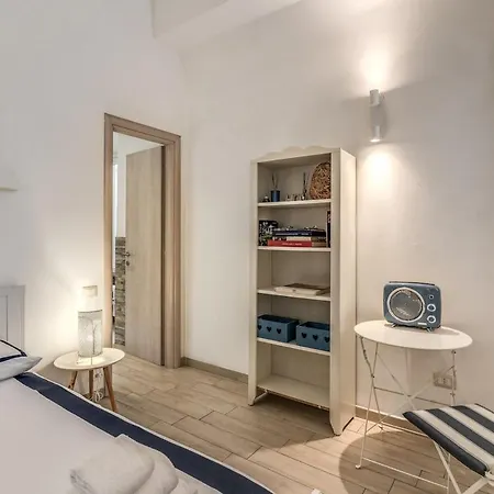 Testaccio Apartment *